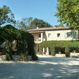 Bed & Breakfast Mas De L'ile, Avignon